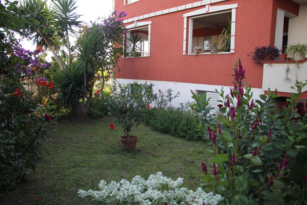 Alvanita Apartments Улцин Екстериор снимка