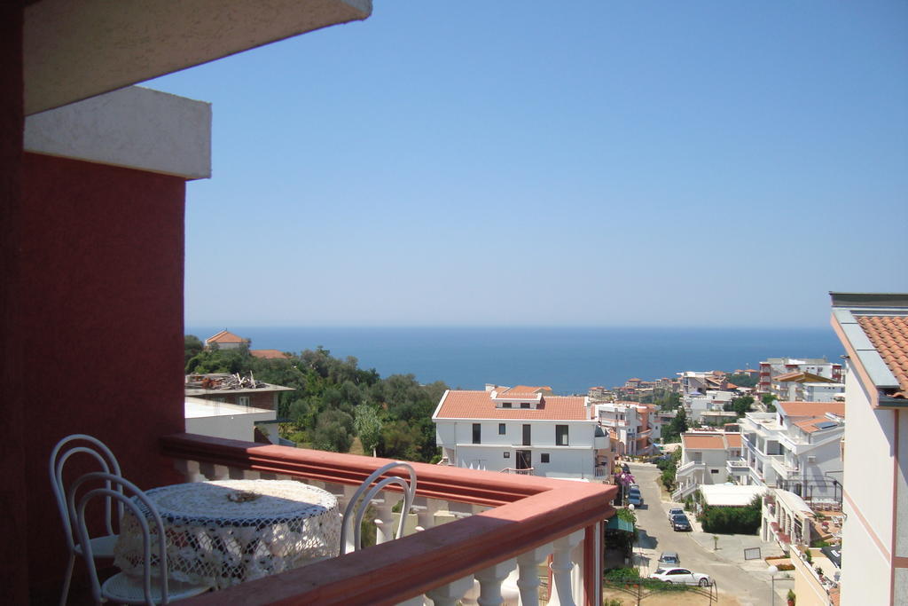 Alvanita Apartments Улцин Стая снимка
